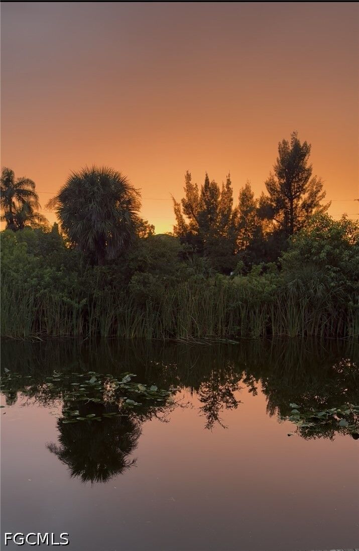 Property Photo:  12 SW 22nd Avenue  FL 33991 