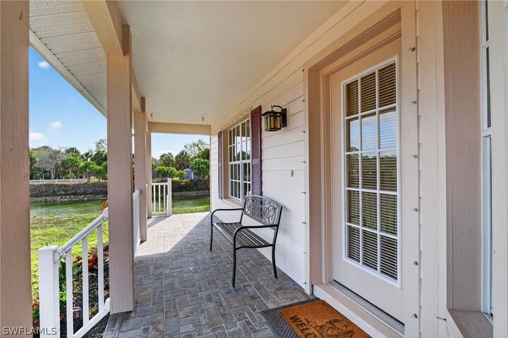 Property Photo: 3886 24th Avenue SE FL 34117