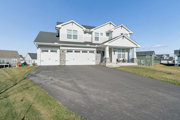 Property Photo:  2121 Johanna Circle  MN 55038 