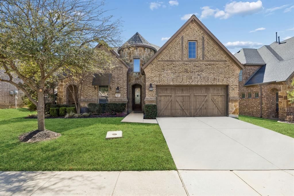 Property Photo:  6329 Savannah Oak Trail  TX 76226 
