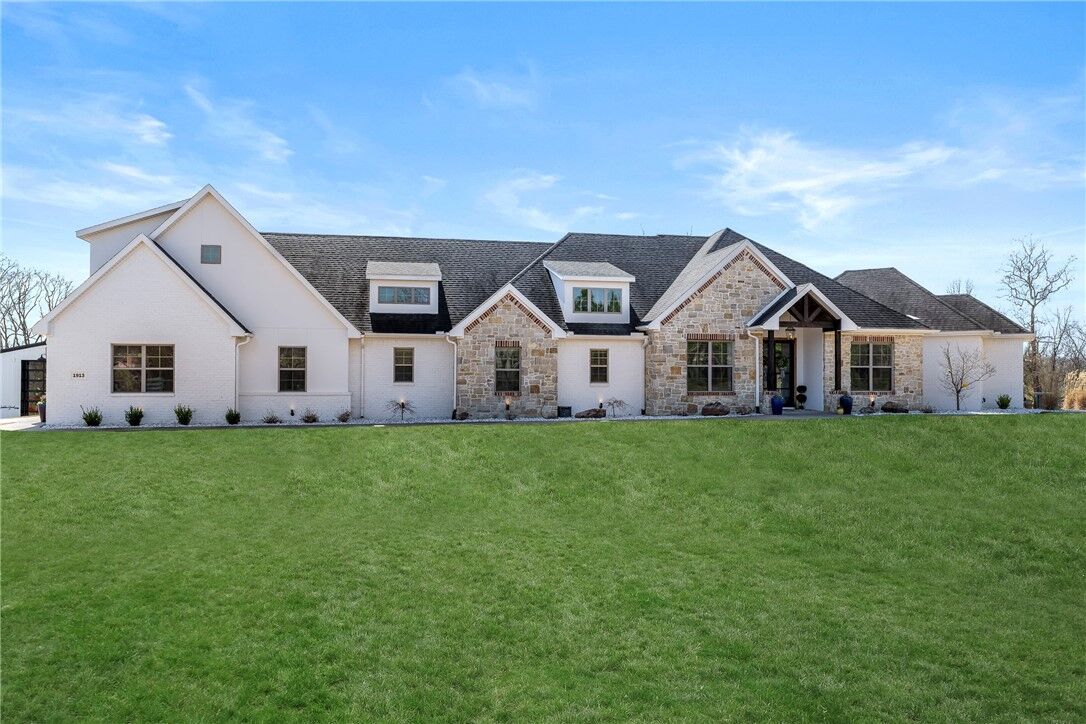 Property Photo: 1913 Haxton Lane AR 72713