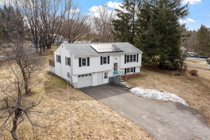 Property Photo:  225 Leominster Road  MA 01462 