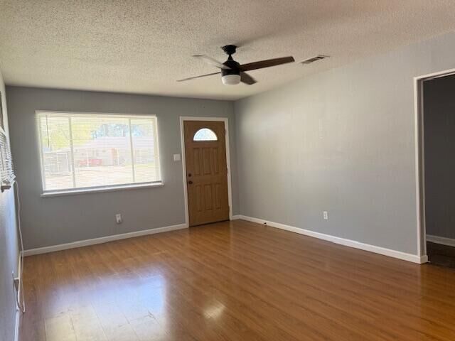 Property Photo:  501 Hickory  LA 71461 