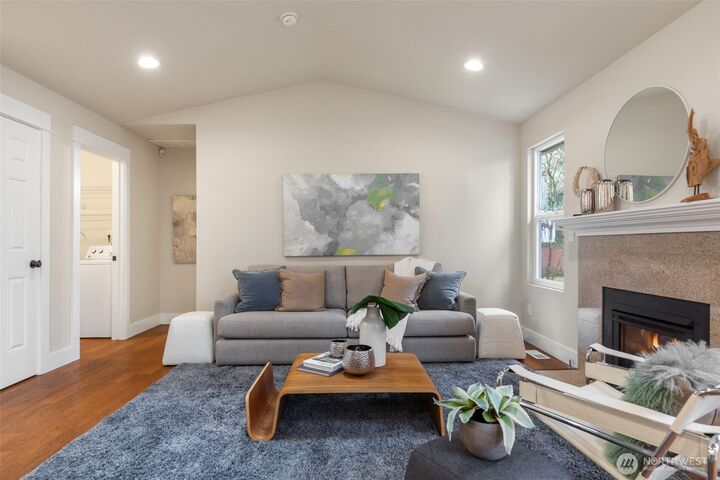 Property Photo:  2408  208th Place SE  WA 98021 