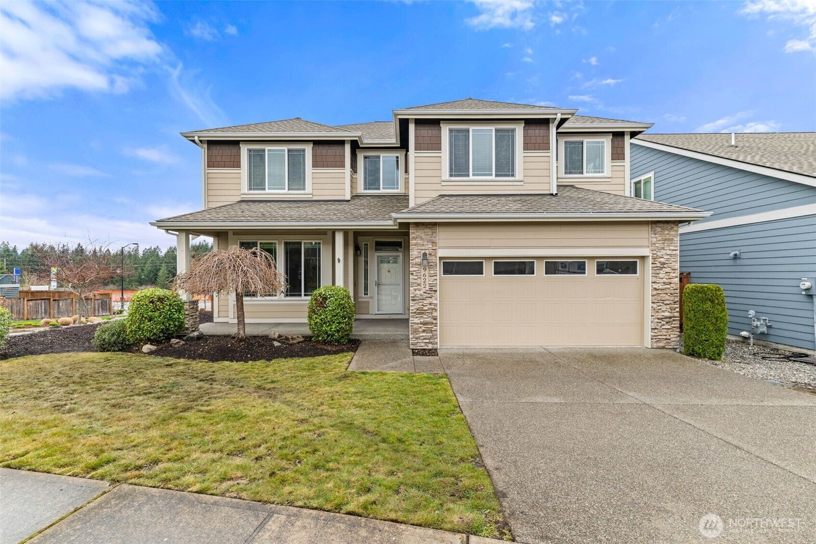 Property Photo: 9622 6th Avenue SE WA 98513