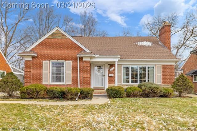 Property Photo:  1210 Fairholme Road  MI 48236 