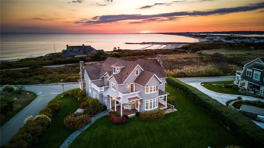 Property Photo: 7 Fenway Road RI 02891