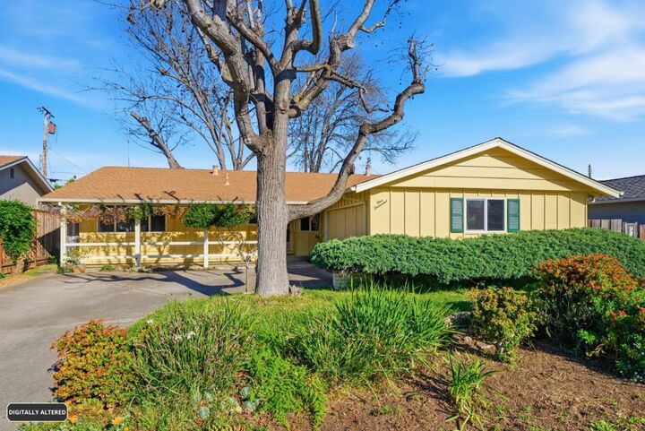 Property Photo:  1000 Wood Duck Avenue  CA 95051 