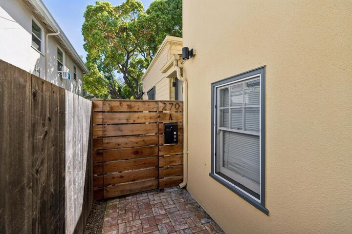 Property Photo:  270 Everett Avenue  CA 94301 