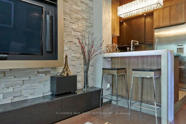 Property Photo: 10 Yonge Street 3604 ON M5E 1R4