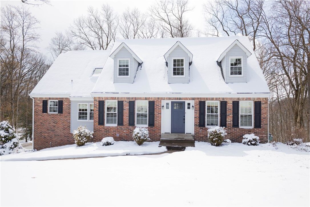 Property Photo:  2668 Timberglen West  PA 15090 