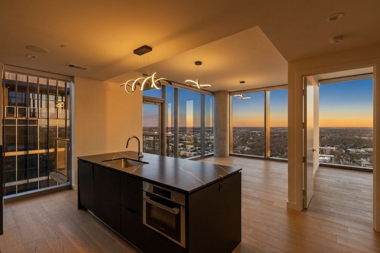 Property Photo: 44 East Avenue 2907 TX 78701