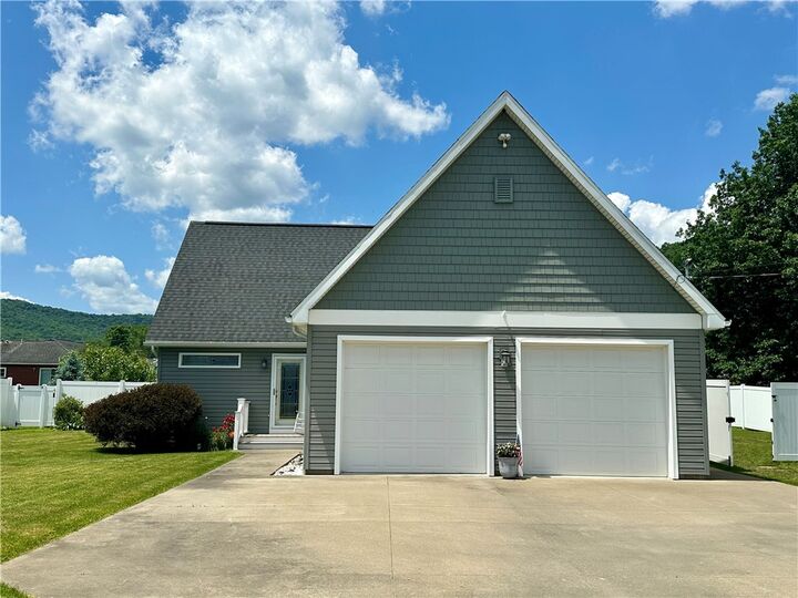 Property Photo:  187 Seaward Avenue  PA 16701 