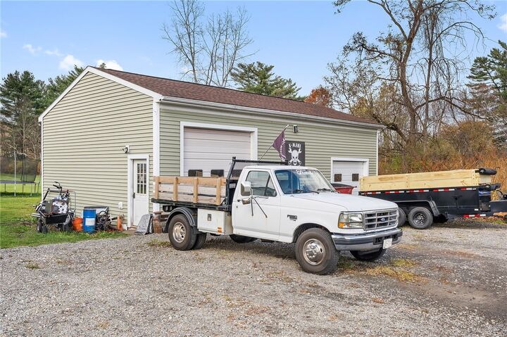 Property Photo:  40 Smith Road  NY 13073 