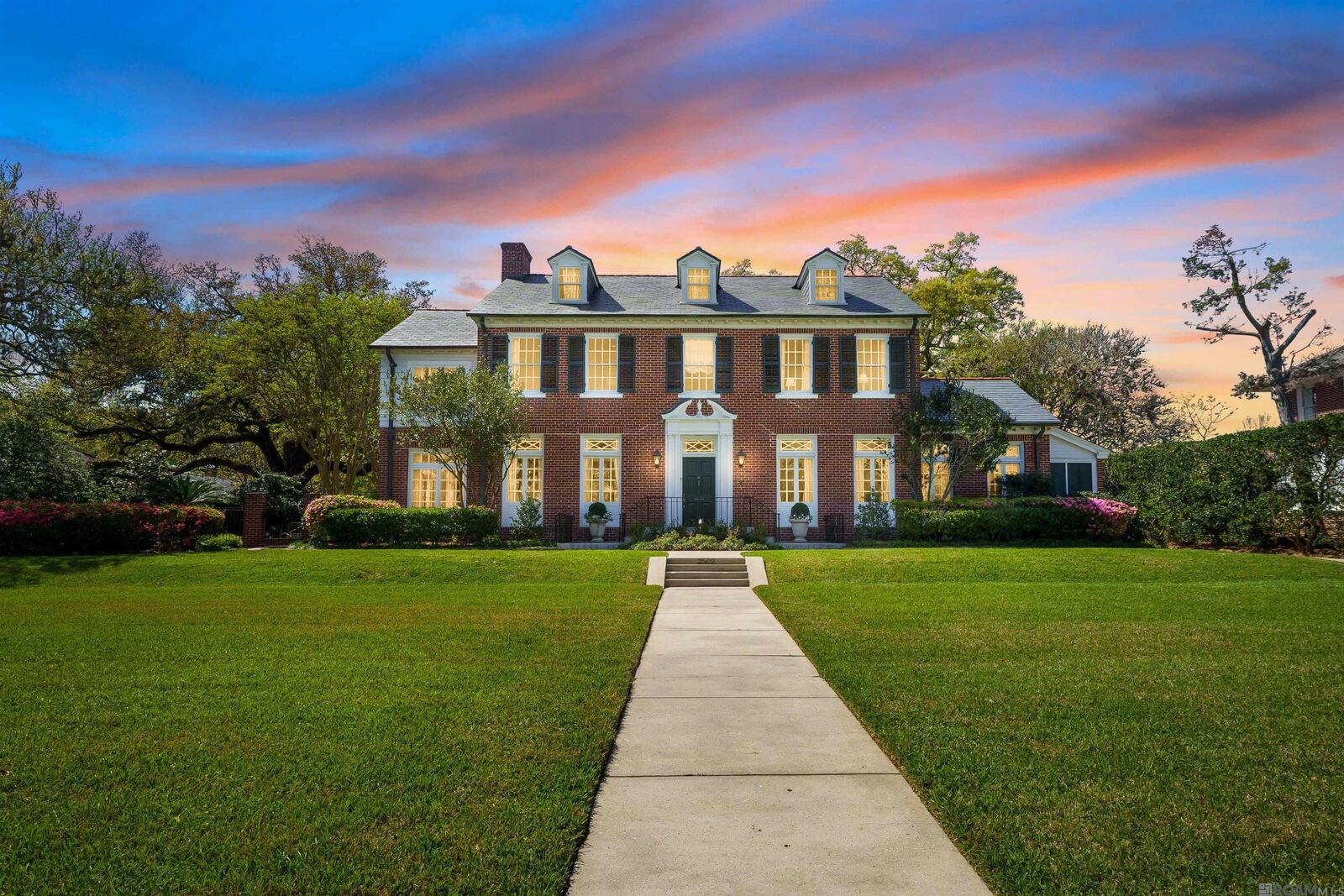 Property Photo:  2502 Dalrymple Dr  LA 70808 