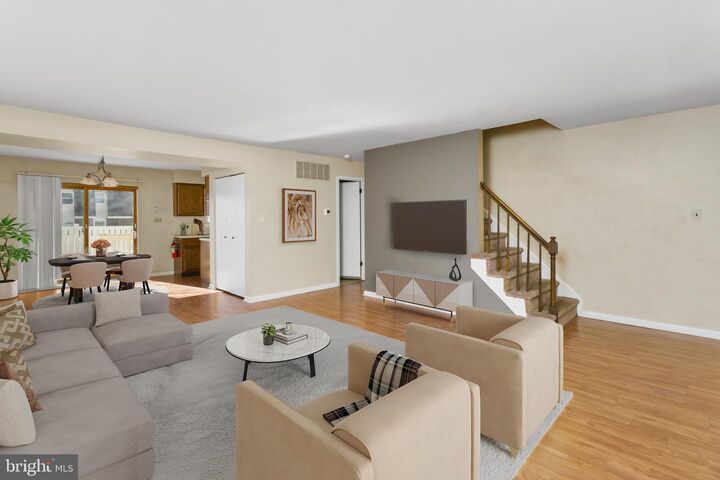 Property Photo:  45 Carriage Stop Place -4  NJ 08518 