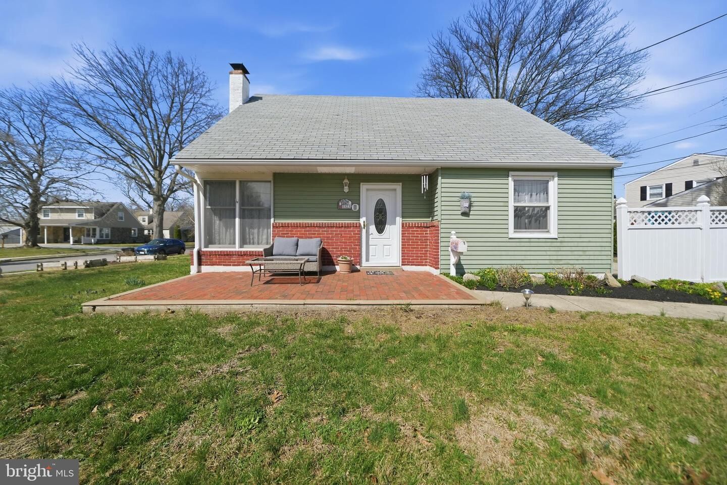 Property Photo: 1323 Morton Avenue PA 19033