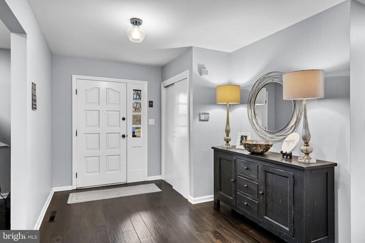 Property Photo:  1 Garvey Drive  NJ 08831 