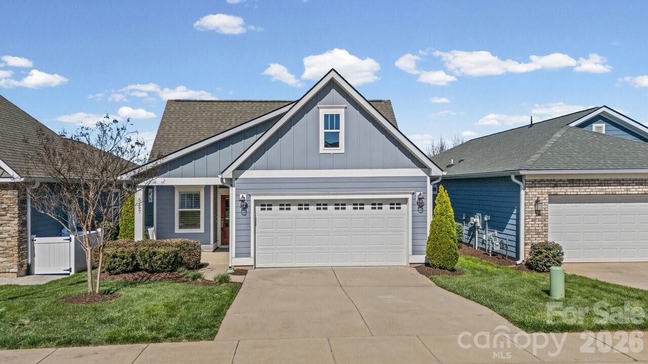 Property Photo: 5197 Looking Glass Trail NC 28037