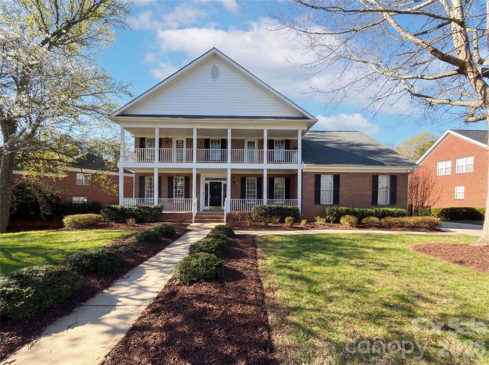 Property Photo: 9126 Holly Hill Farm Road NC 28277