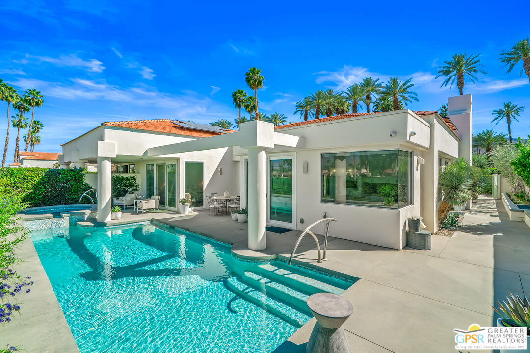 Property Photo:  75624 Vista Del Rey  CA 92210 