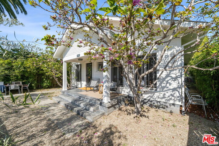 Property Photo:  1510 Electric Ave  CA 90291 
