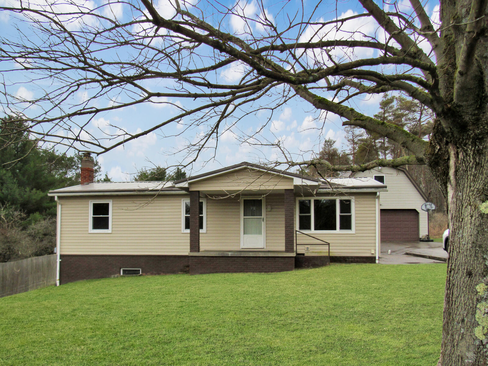 Property Photo:  1157 Rock Run Rd  PA 15856 