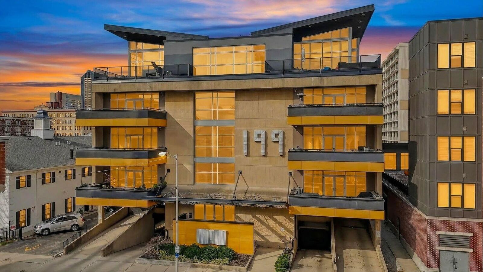 Property Photo: 199 S 5th Street OH 43215