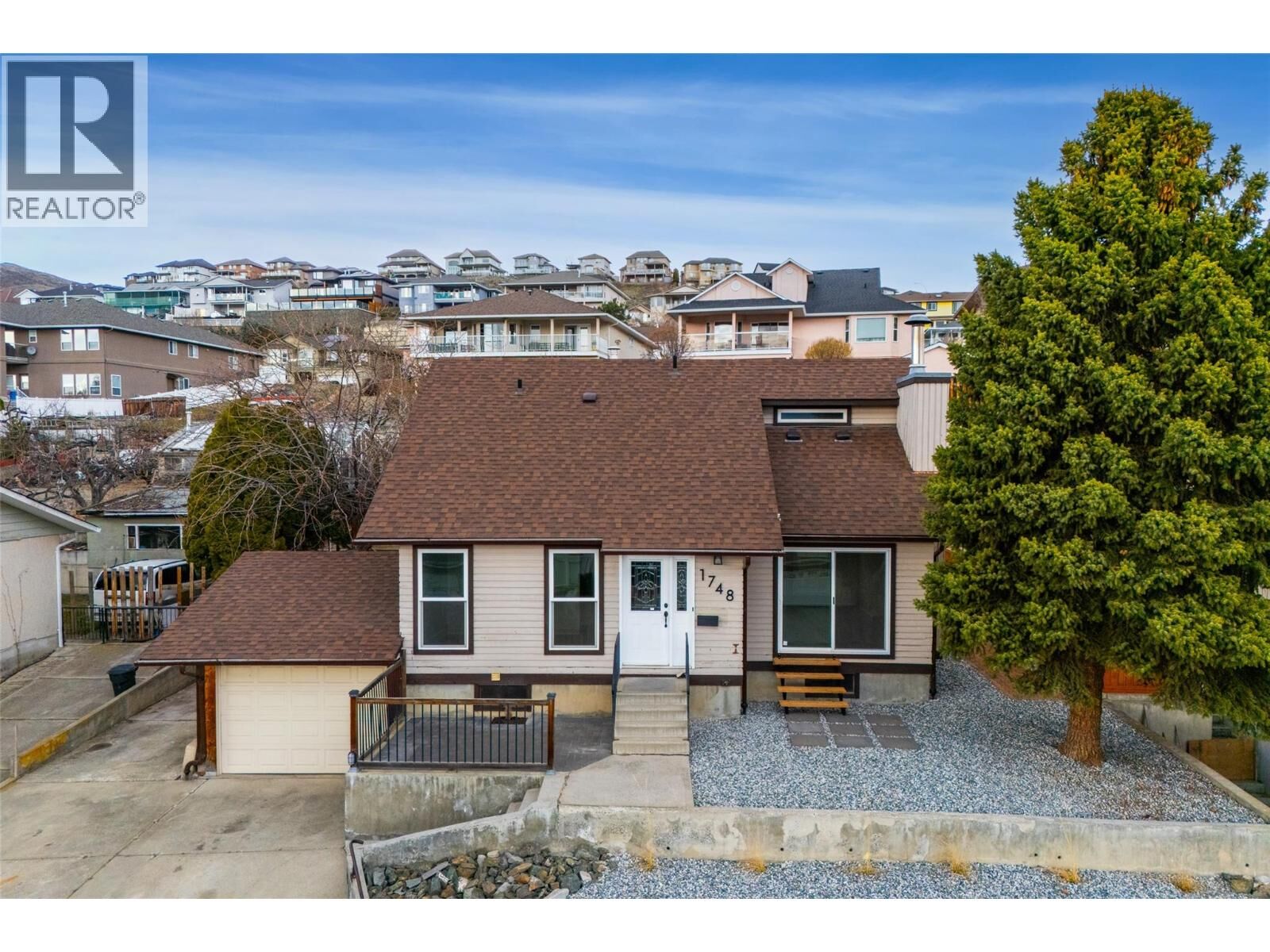 Property Photo: 1748 North River Drive BC V2B 7N7