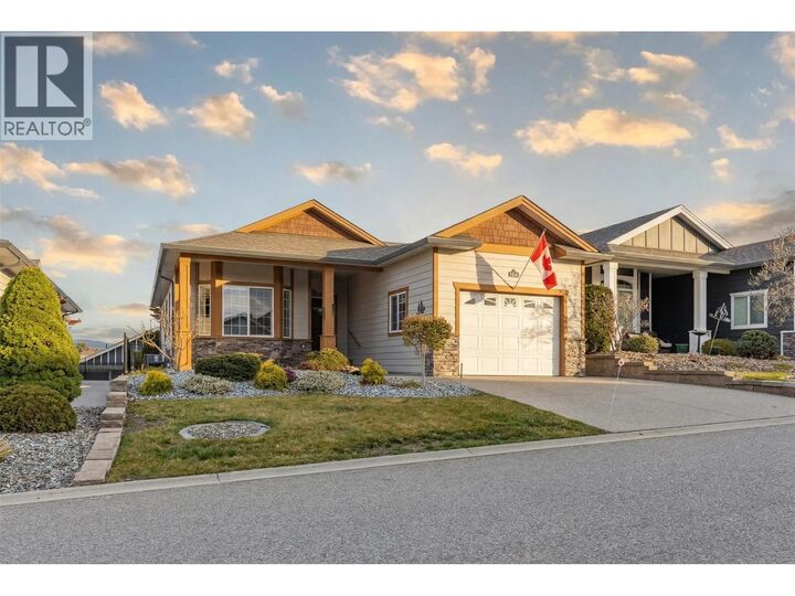 2092 Clover Drive — photo 1