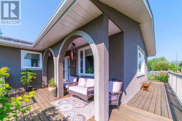 Photo de la propriété:  164 Winnipeg Ave  ON P0X 1J0 