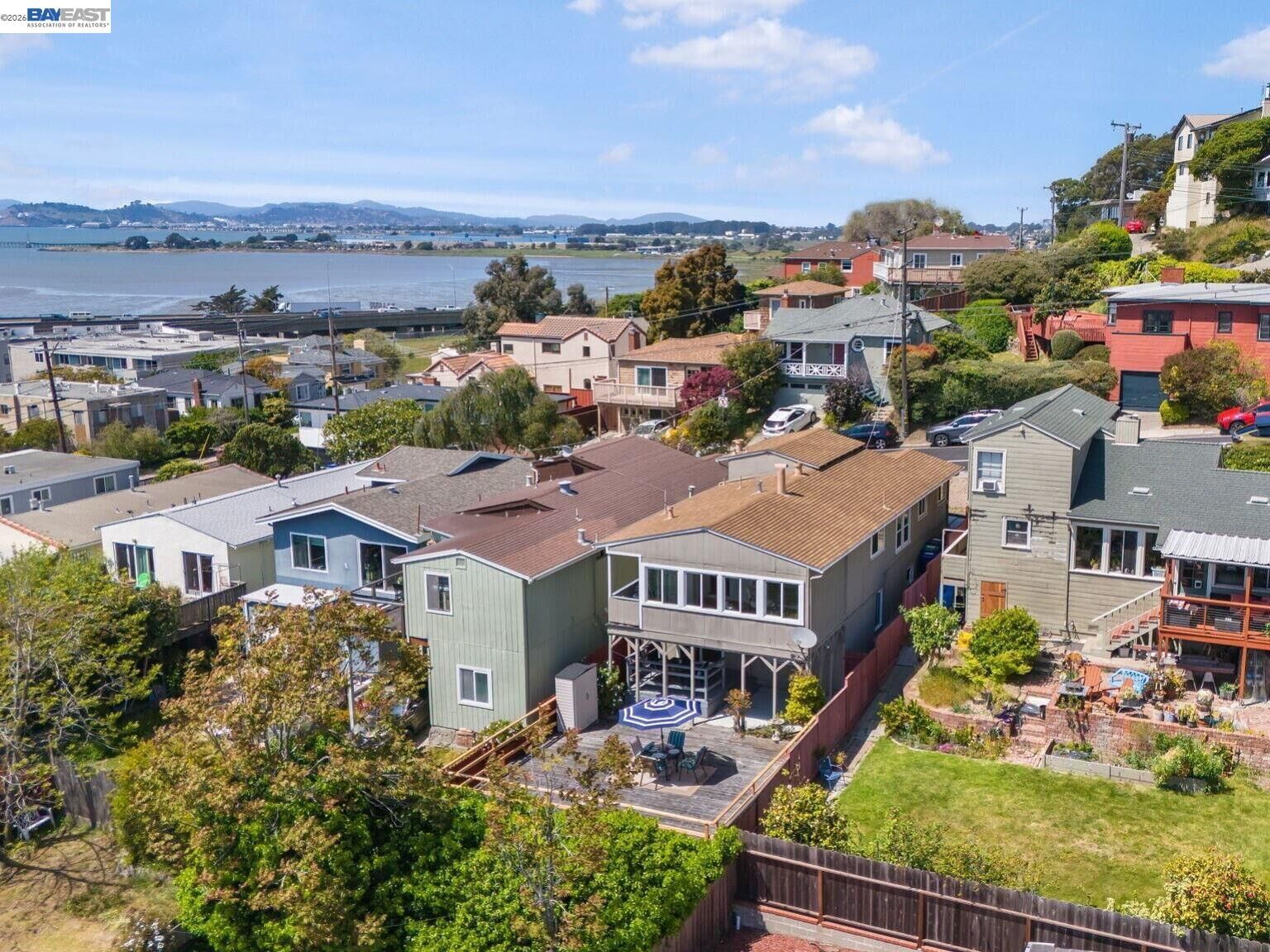 Property Photo:  812 Washington Ave  CA 94706 