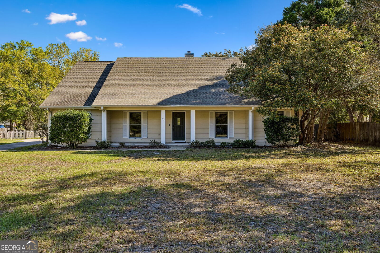 Property Photo:  105 Longwood Road  GA 31558 