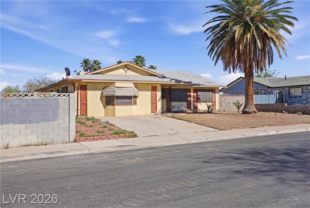 Property Photo: 4468 El Pito Lane NV 89121