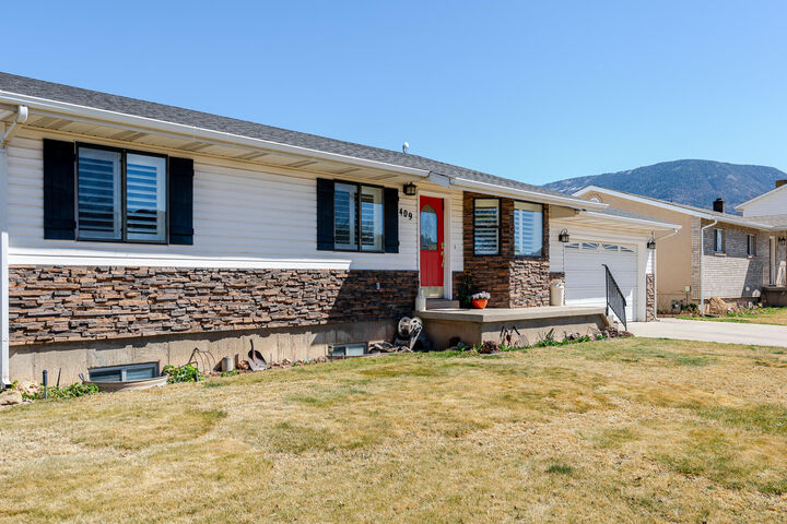 Property Photo: 409 S 1100 W UT 84720