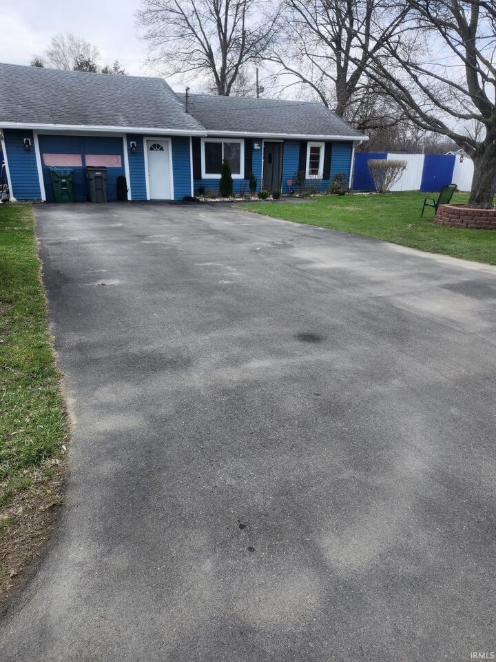 Property Photo:  1203 W Mishawaka Road  IN 46517 