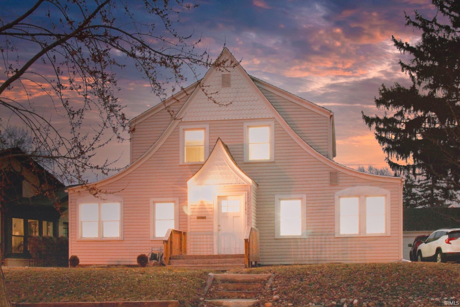 Property Photo: 2141 Dodge Avenue IN 46805-3755