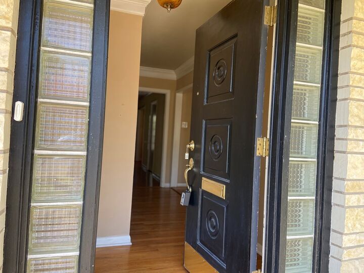 Property Photo: 825 Myrta St TX 78028