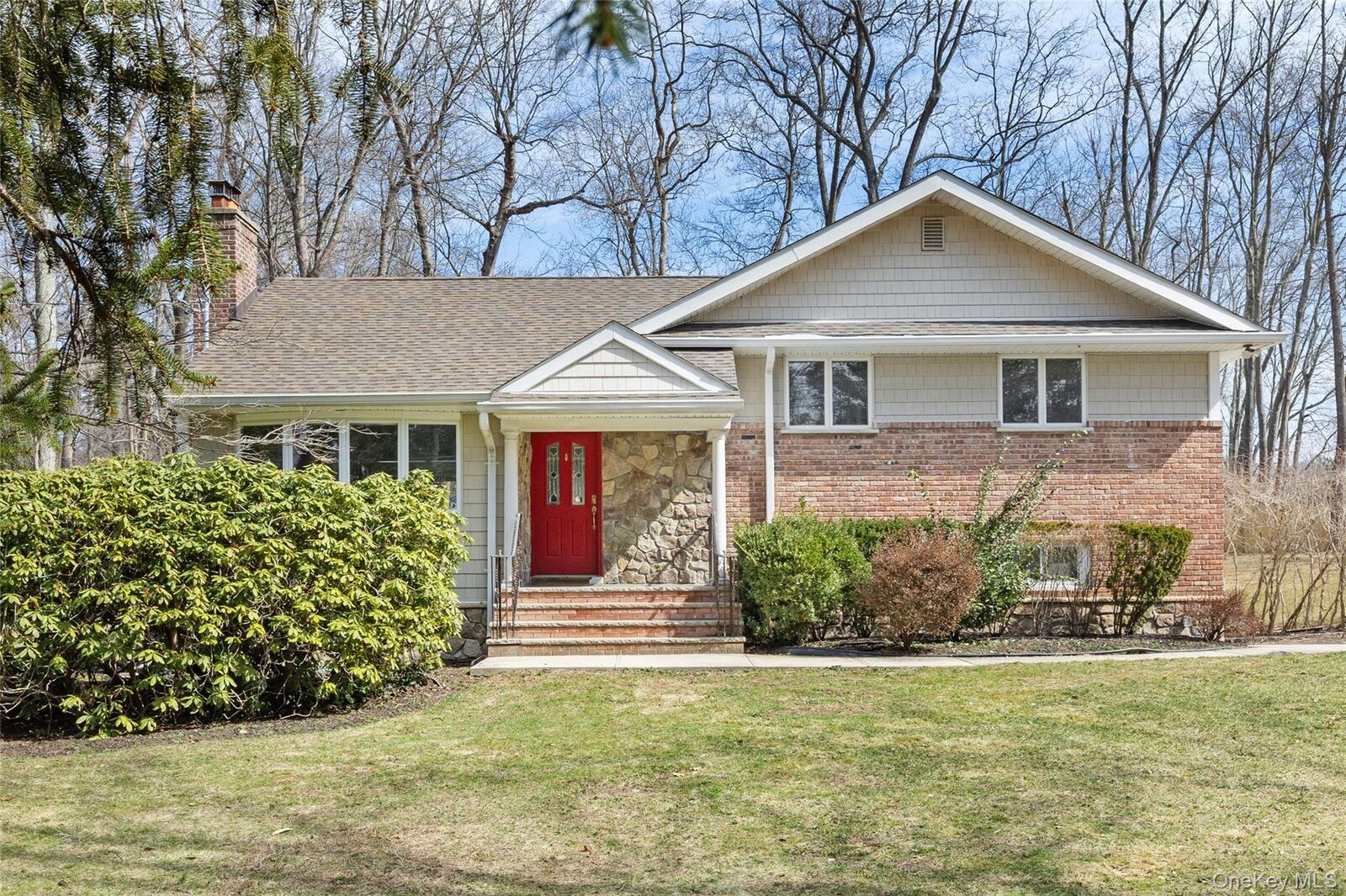 Property Photo:  336 Dix Hills Road  NY 11747 