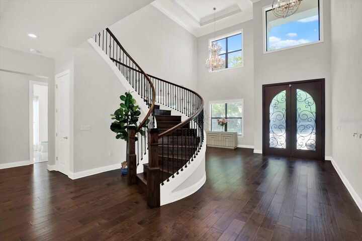 Property Photo: 3600 W San Luis Street FL 33629