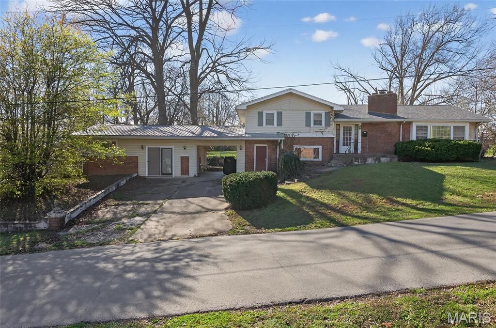 Property Photo:  405 Sycamore Street  MO 63780 