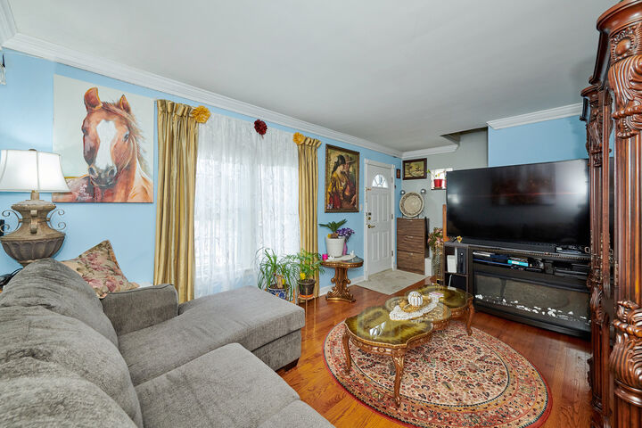 Property Photo:  1881 Orchard Street  IL 60018 