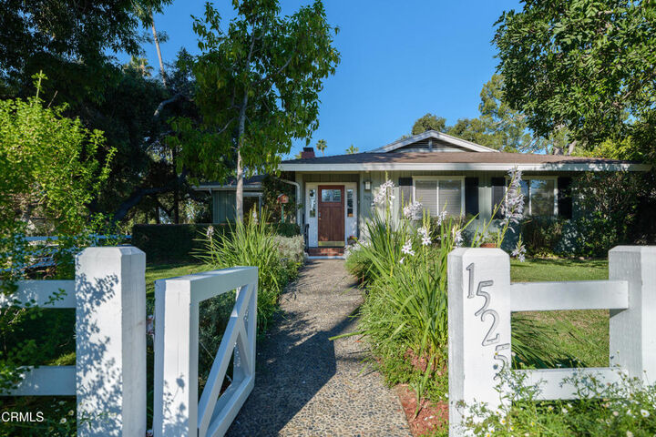 Property Photo: 1525 Oak Meadow Lane CA 91030