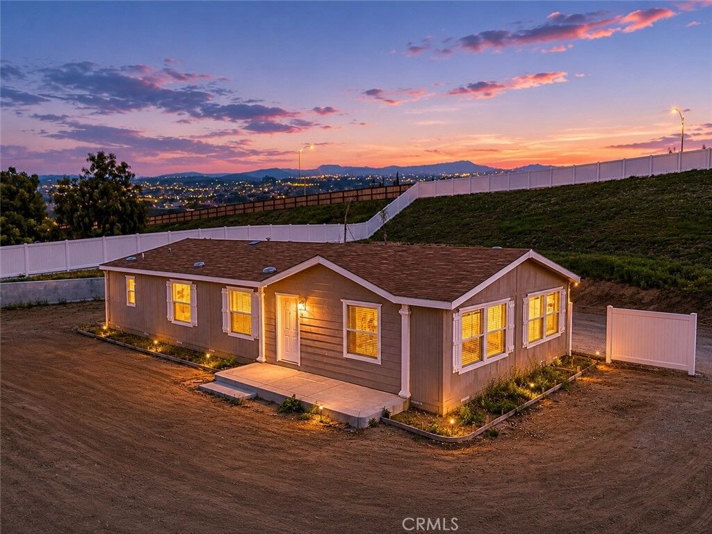 Property Photo: 40104 Walcott CA 92591