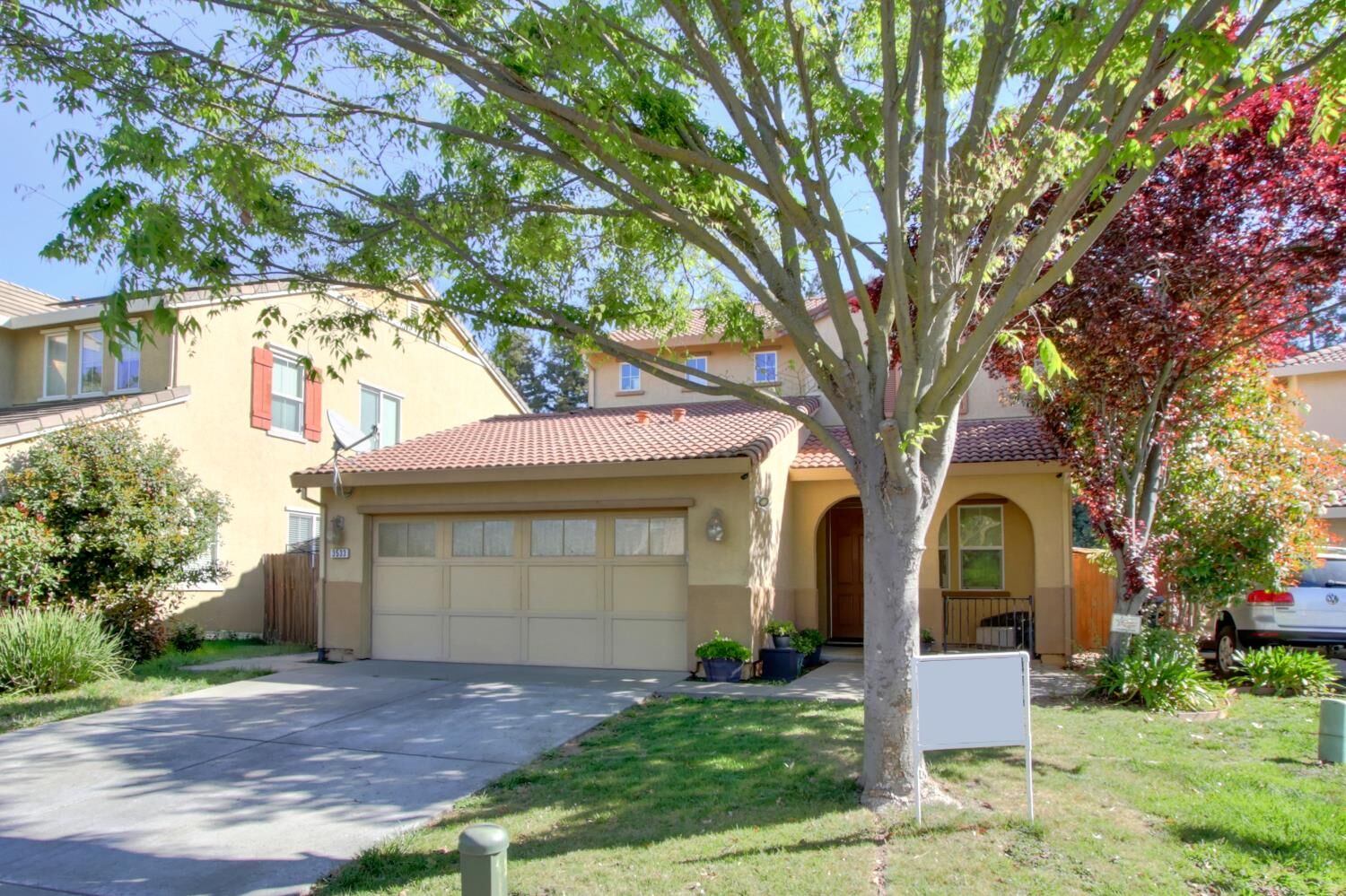 Property Photo:  3533 Maddiewood Circle  CA 95827 