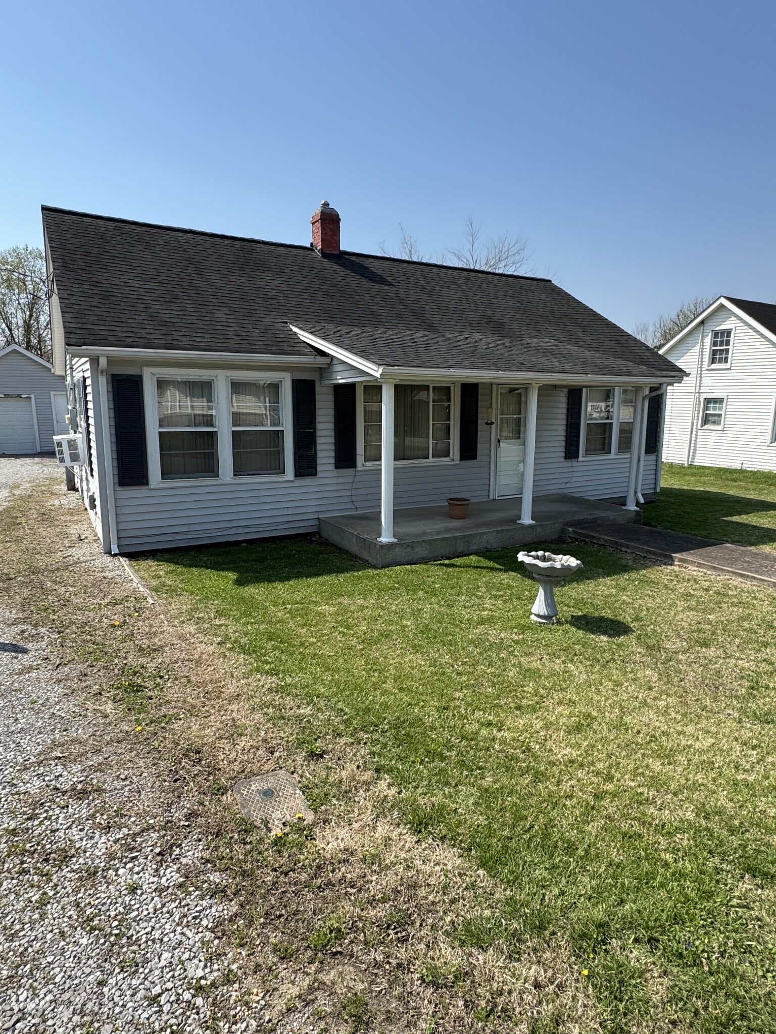 Property Photo:  108 Cherry Ave  TN 37083 