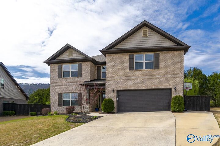 Property Photo:  7502 SE Colibri Circle  AL 35763 