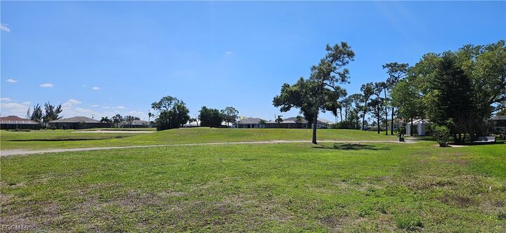 Property Photo:  1511 NW 26th Place  FL 33993 