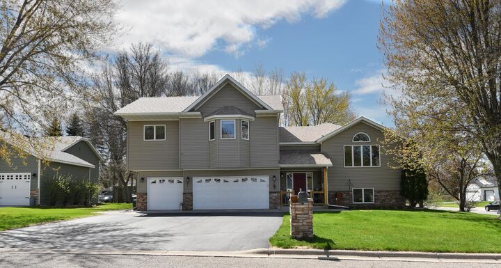 Property Photo:  826 3rd Street N  MN 56377 