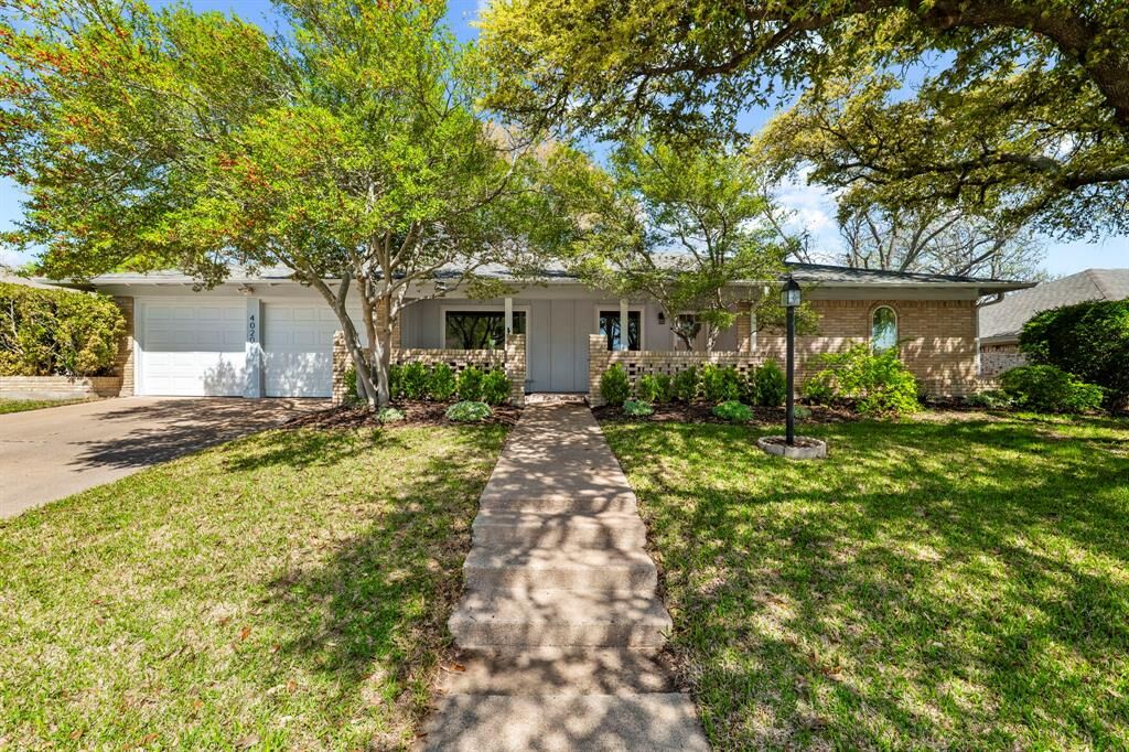 Property Photo:  4020 Aragon Drive  TX 76133 